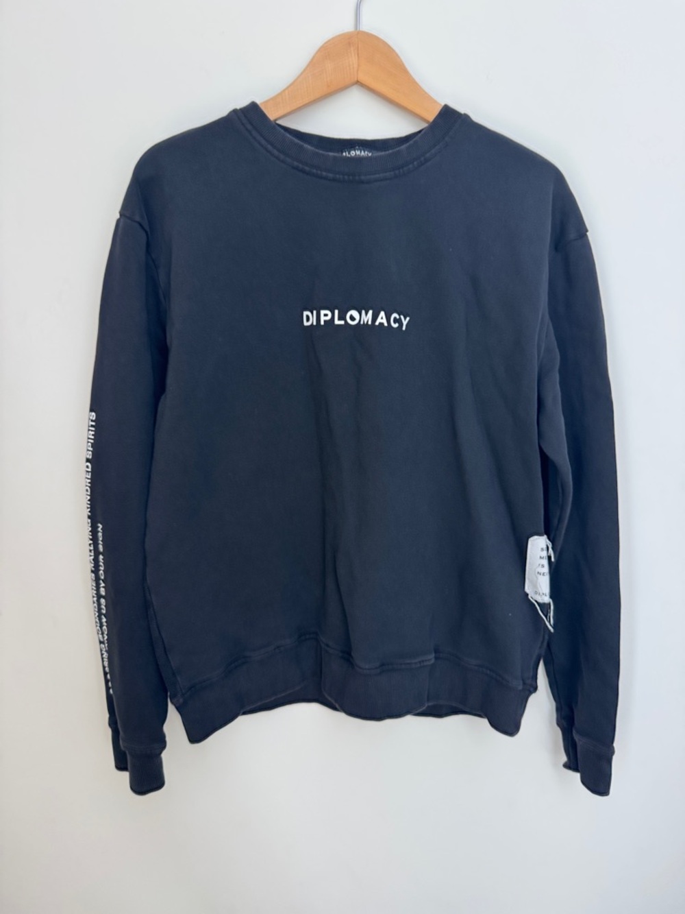 Diplomacy LA Crewneck Sweatshirt M Navy Distressed Graphic UNIQUE